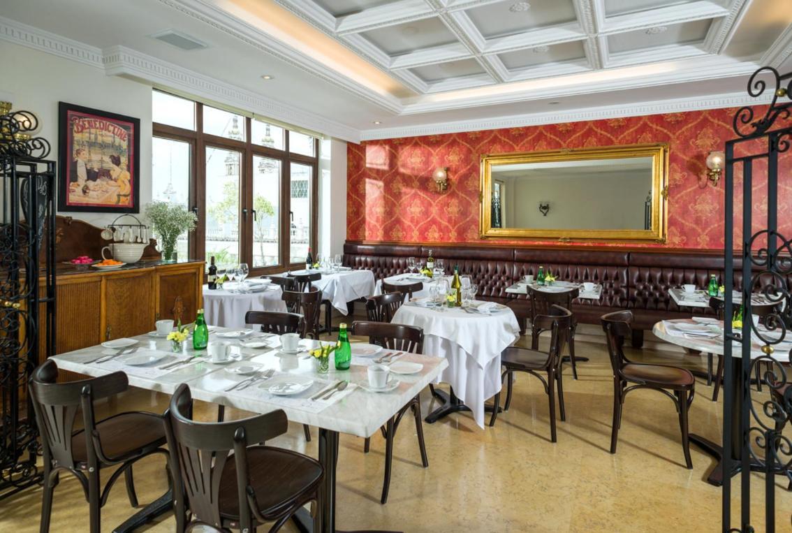 Grand Hotel Tepatitlan 외부 사진