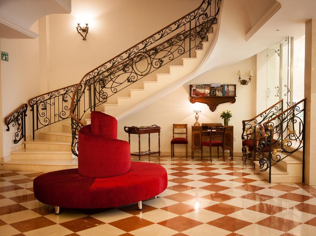 Grand Hotel Tepatitlan 외부 사진