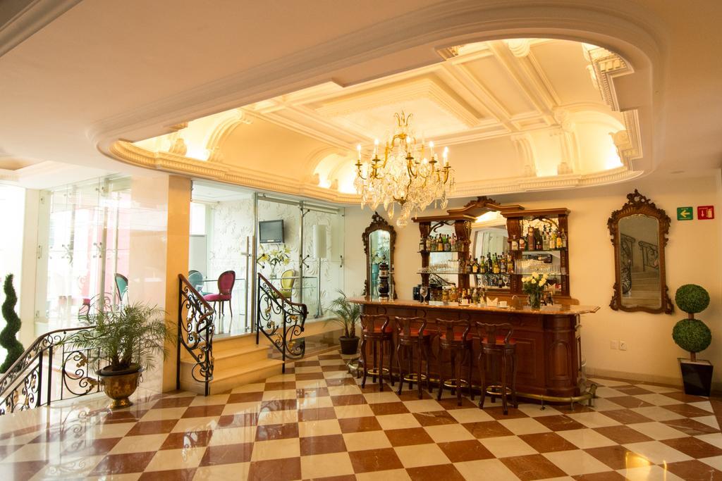 Grand Hotel Tepatitlan 외부 사진