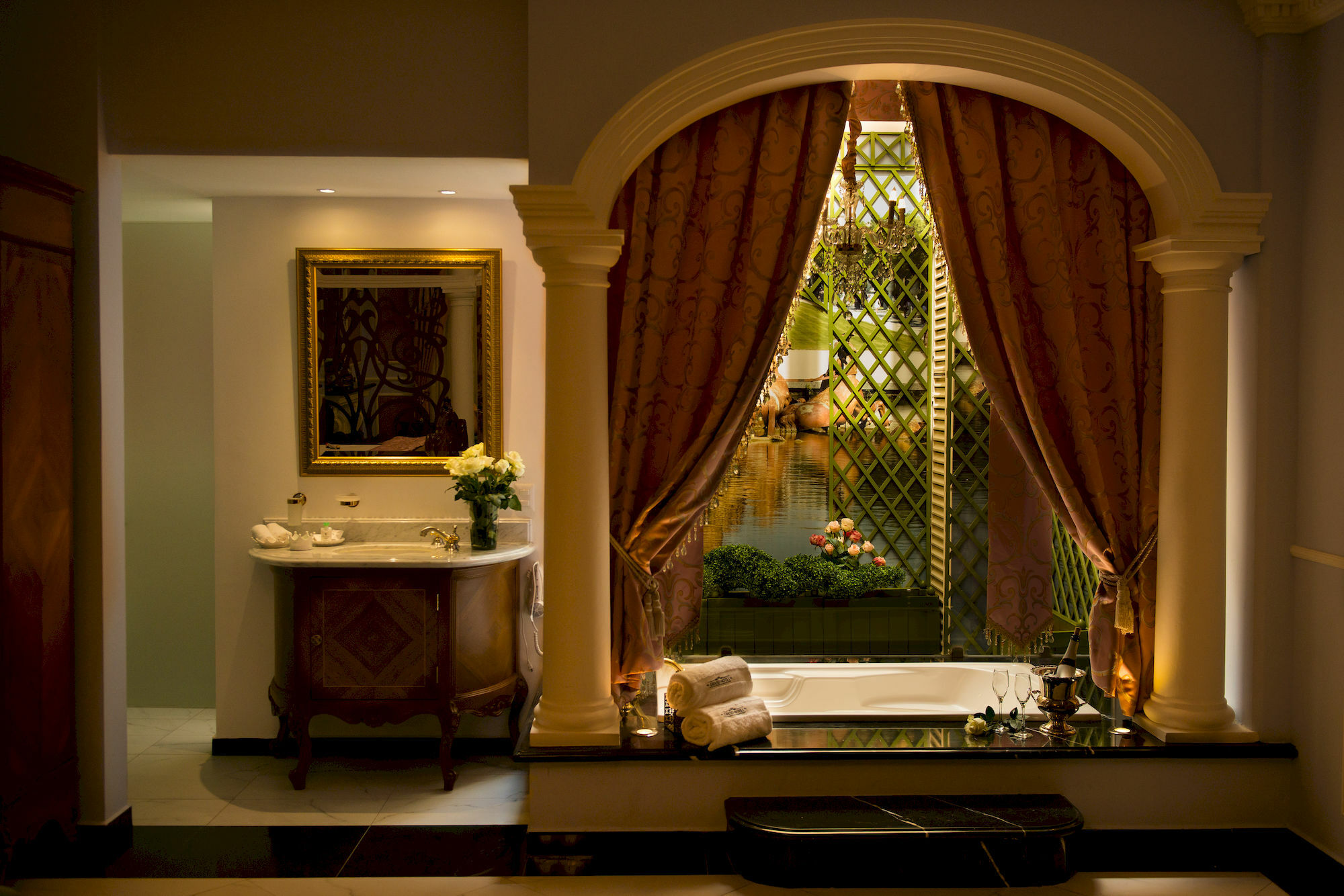 Grand Hotel Tepatitlan 외부 사진